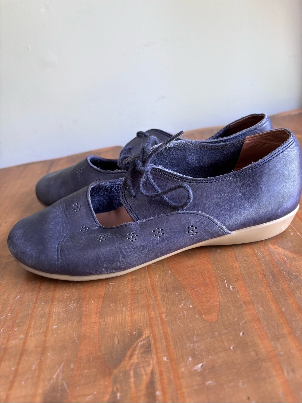 Adelisa and Co. Sol Mary Janes Children's Leather Shoes-Blue-Sz 33 US Big Kid 2
